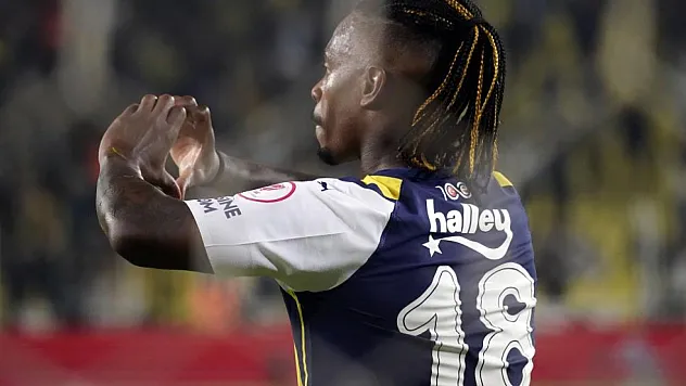 Fenerbahçe, Lincoln Henrique'yi RB Bragantino'ya kiraladı