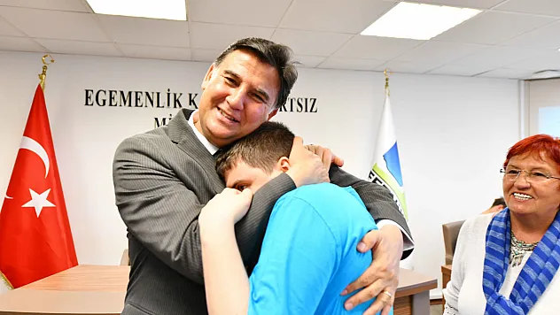 Fethiye Belediye Başkanı Alim Karaca'dan Otizm Farkındalık Günü Mesajı