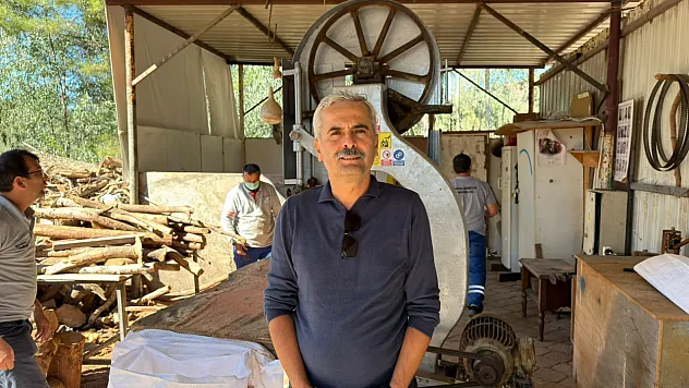 Fethiye Belediyesi'nden 'Kimse üşümesin' diye 30 bin çuval odun