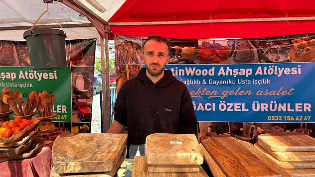 Fethiye'de 1. Hamsi Festivali'nde El Emeği Ahşap Ürünlere Yoğun İlgi