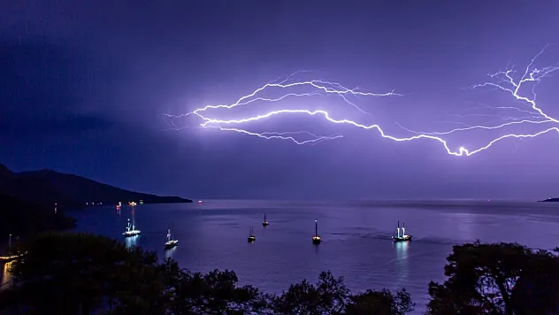 Fethiye'de 23 Mayıs 2026 Hava Durumu: Kuvvetli Gök Gürültülü Sağanak Yağış Uyarısı!