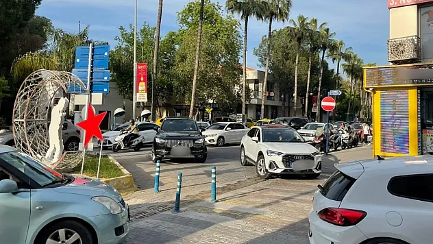 Fethiye'de Akşam Trafiği Çileye Dönüştü