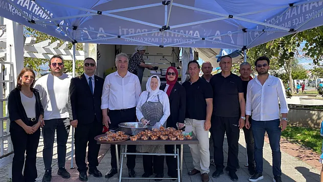 Fethiye'de Anahtar Parti'den şehitler ve gaziler için lokma hayrı