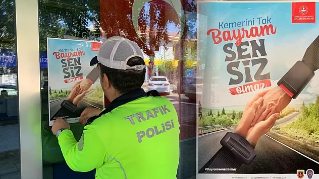 Fethiye'de Bayram Öncesi Trafik Uyarısı: Afiş ve Broşürlerle Bilgilendirme