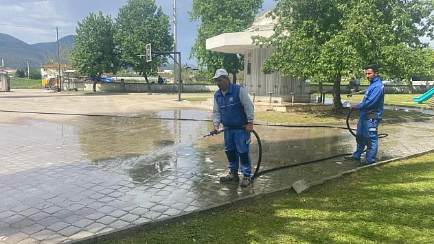 Camiler Ramazan Bayramı'na hazırlanıyor