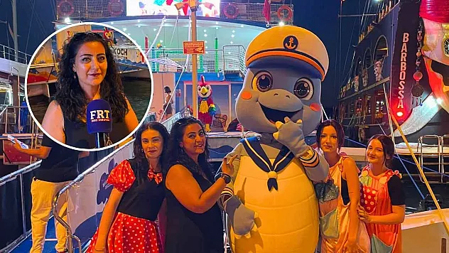 Fethiye'de çocukların yeni gözdesi Toys Boat yaz akşamlarını şölene dönüştürüyor