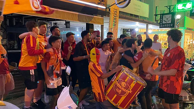 Fethiye'de Galatasaraylılar Maçı Sabırsızlıkla Bekliyor