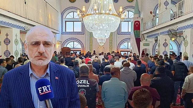 Fethiye'de Kurban Bayramı Namazı Yeni Camii'nde Kılındı: Diyanet İşleri Başkan Yardımcısı Osman Şahin'den Birlik Mesajı