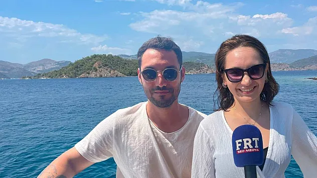 Fethiye'de mavinin keyfini çıkardılar: 'İş stresinden kaçmak için birebir'
