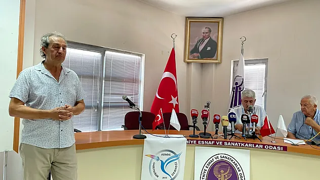 Fethiye'de 'Mesleki Bilgilendirme Konferansı' gerçekleştirildi: Gazetecilik üzerine verimli buluşma