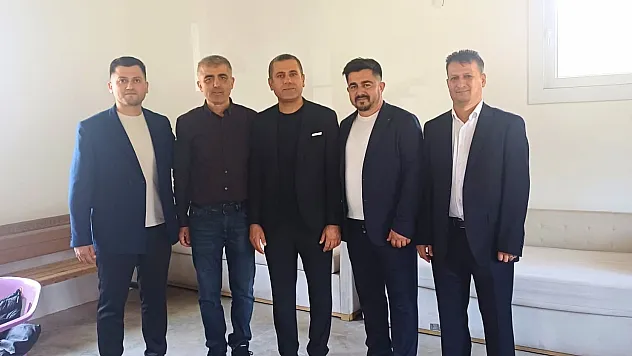 Fethiye'de Minibüs Kooperatifinde Ali Balcı Güven Tazeledi