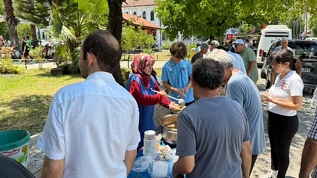 Fethiye'de Muharrem Ayı bereketi: Yeni Camii'nde aşure hayrı yapıldı