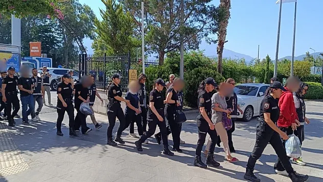 Fethiye'de 'Organize Suç Örgütü' operasyonu: 17 şüpheli adliyeye sevk edildi