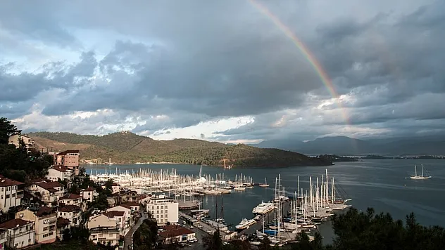 Fethiye'de Pazartesi Günü Yer Yer Yağmur Geçişleri Bekleniyor