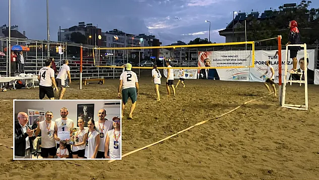 Fethiye'de plaj voleybolunda kupayı 'Ada Sahilleri' kaldırdı