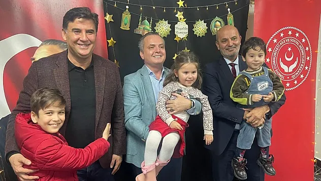 Fethiye'de Protokol, Huzurevi Sakinleriyle Aynı Sofrada Buluştu