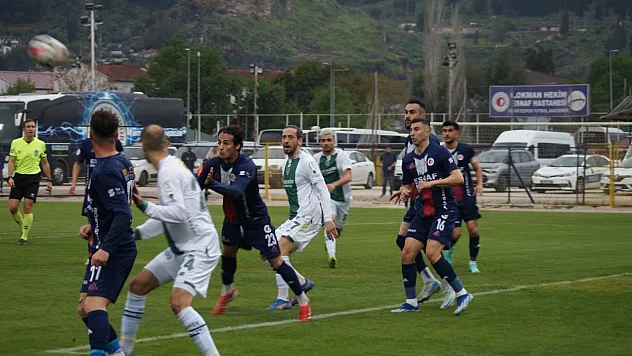 Fethiye'de Puanlar Paylaşıldı: Fethiyespor 1 Bursaspor 1