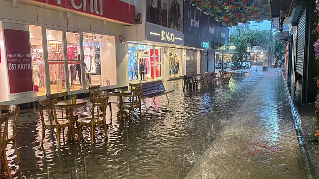 Fethiye'de şiddetli yağış sonrası Paspatur