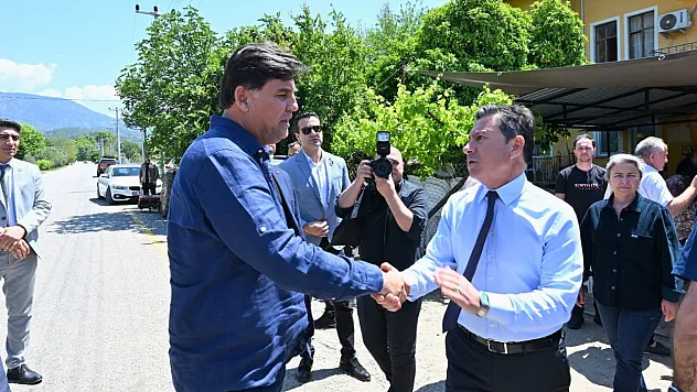 Fethiye'de taziye ziyareti: Ahmet Aras'tan Alim Karaca'ya başsağlığı