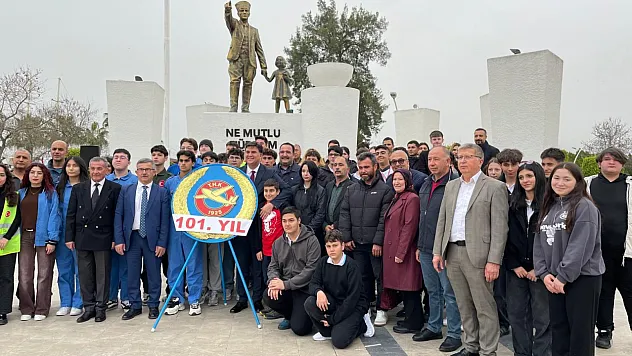 Fethiye'de Türk Hava Kurumu'nun 101. yılı törenle kutlandı: 101. gurur yılı