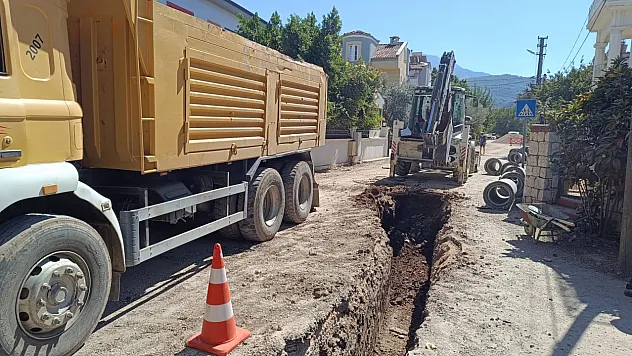 Fethiye'de Tuzla ve Menteşoğlu'nda yağmur suyu hattı çalışmaları başladı
