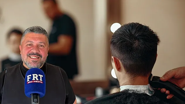 Fethiye'de yaz sıcaklarında kısa saç tercih ediliyor