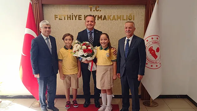 Fethiye'de yeni eğitim öğretim yılının ilk ziyareti Kaymakam Akkaya'ya