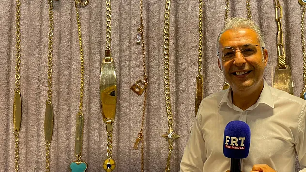 Fethiye'de yenidoğan künye ve bileziklere ilgi artıyor