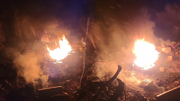 Fethiye Faralya'da Orman Sınırında Çıkan Yangın Kısa Sürede Söndürüldü