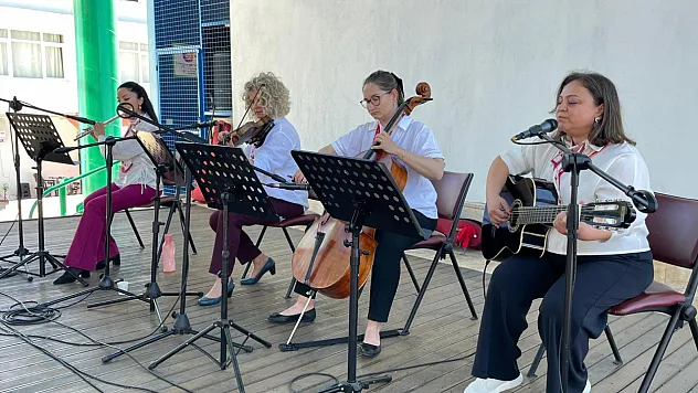 Fethiye Fotoğraf Festivali'nde müzik ve sanat buluşması: Grup Kadenza sahne aldı