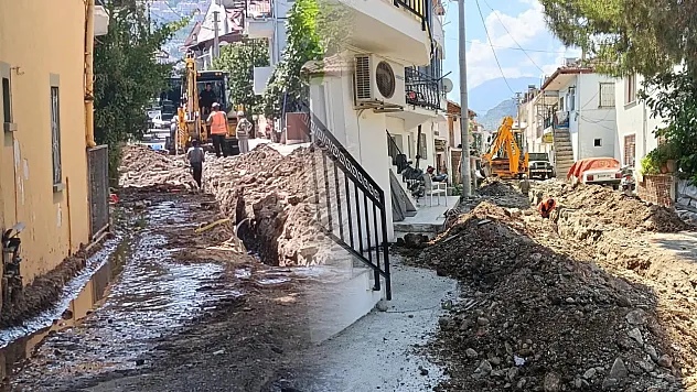 Fethiye Menteşeoğlu Mahallesi'nde doğal gaz çalışmaları başladı