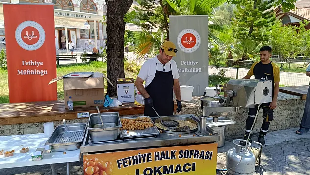 Fethiye Merkez Yeni Camii'nde şehitler için lokma hayrı gerçekleştirildi