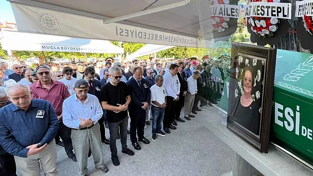 Fethiye'nin sevilen isimlerinden Kadriye Mualla Yerguz son yolculuğuna uğurlandı