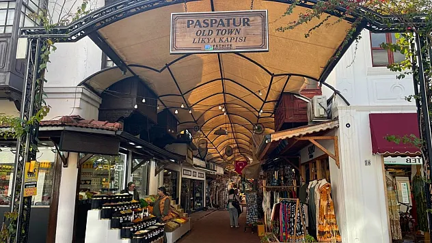 Fethiye Paspatur Çarşısı yaz sezonuna hazır: Kepenkler açıldı, hareketlilik başladı