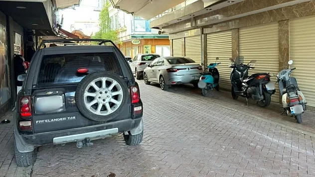 Fethiye Paspatur Çarşısı: Yazın izdiham, kışın otopark!