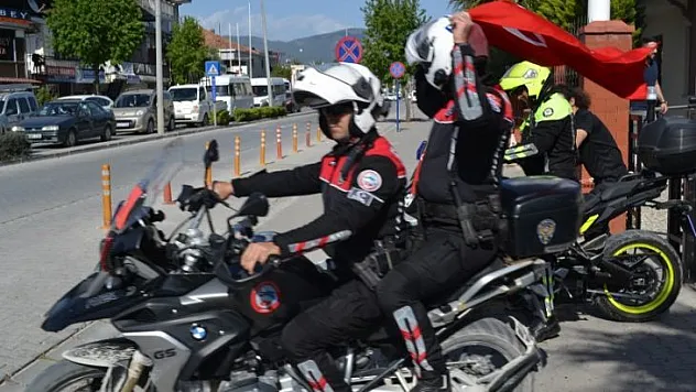 Fethiye polisi konvoy düzenledi