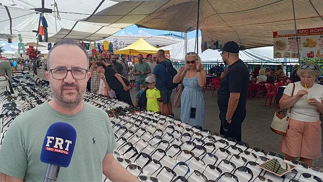 Fethiye Salı Pazarı'nda Gözlükçü Esnafı Okulların Kapanmasını Bekliyor: 'Asıl Hareketlilik O Zaman Başlar'