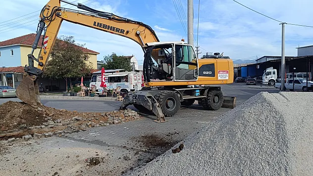 Fethiye Sanayi Sitesi'nde yağmur suyu çalışması başladı