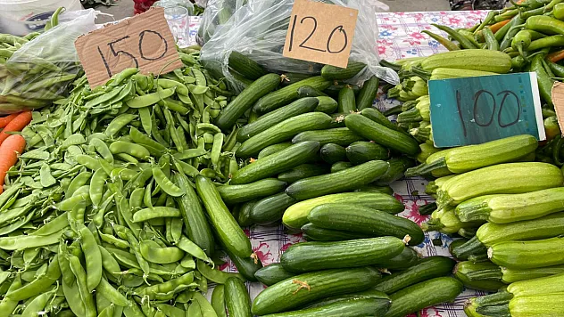 Fethiye Taşyaka Perşembe Pazarı'nda sebze fiyatları el yakıyor
