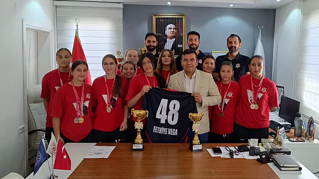 Fethiye Vega Spor Kulübü'nden Gençlik ve Spor Müdürü Yiğit'e ziyaret