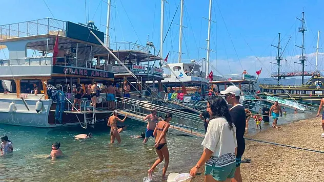 Fethiye Yassıca Adaları yaz sezonunda mavi yolculuğun vazgeçilmez durağı