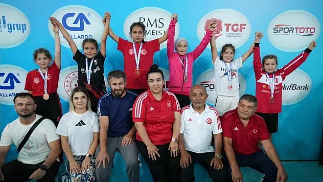 Fethiyeli Belinay Kaçar Türkiye üçüncüsü oldu