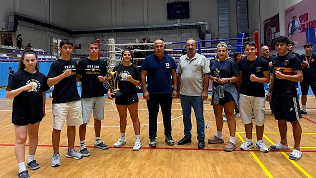 Fethiyeli sporcudan Afyonkarahisar'da gurur veren başarı