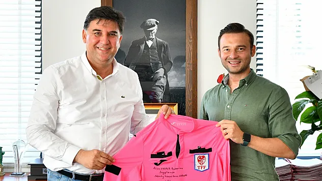 Fethiyeli Süper Lig hakemi Kargın'dan Başkan Karaca'ya ziyaret