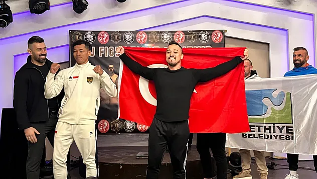 Fethiyeli Yenilgisiz Boksör Kubilay Alcu, 15.Maçına Çıkacak