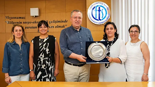 FTSO'ya Mesleki Eğitime Katkılarından Dolayı Teşekkür Plaketi