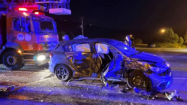Gece Saatlerinde Trafik Kazası: 5 Kişi Yaralandı