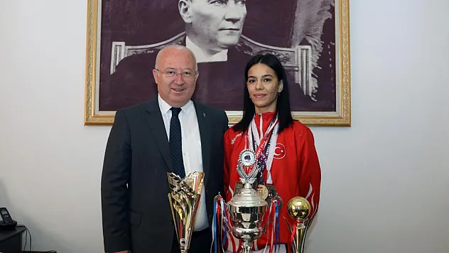 Genç karate sporcusu  Milli takıma seçildi