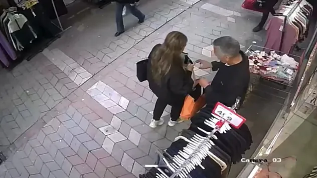 Giyim eşyası çalarken kameraya yakalanan karı koca gözaltına alındı