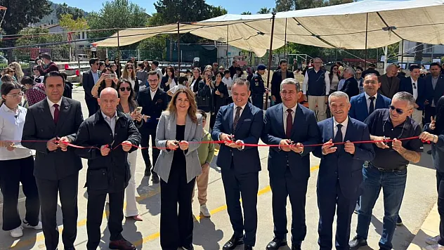 'Göcek'te Maviyi Kodluyoruz' Projesi İle Çevre Eğitimleri Teknolojiyle Buluştu